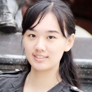 Meet your Posher, Ye.